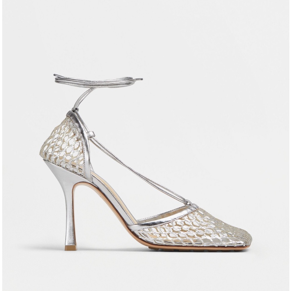 BOTTEGA VENETA LACE UP STRETCH SANDALS SZ 41